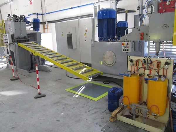 pressa 400 ton.