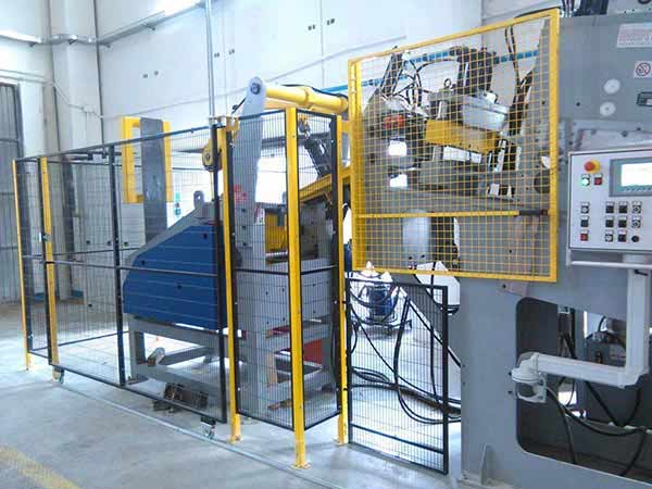 pressa 400 ton.