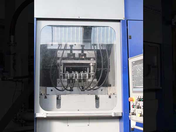 pressa 630 ton.